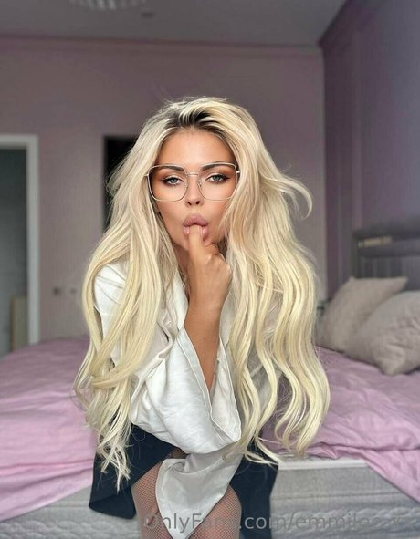 熟女乱交OnlyFans 裸 ギャラリー