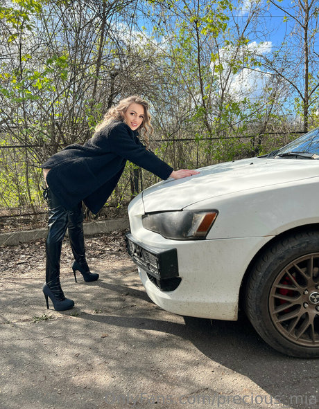 巨乳 顔射 OnlyFans ポルノ 写真