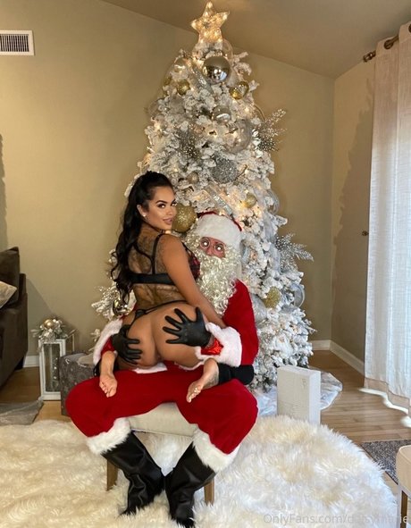 プリティオンリーファンズ アートポルノ 写真