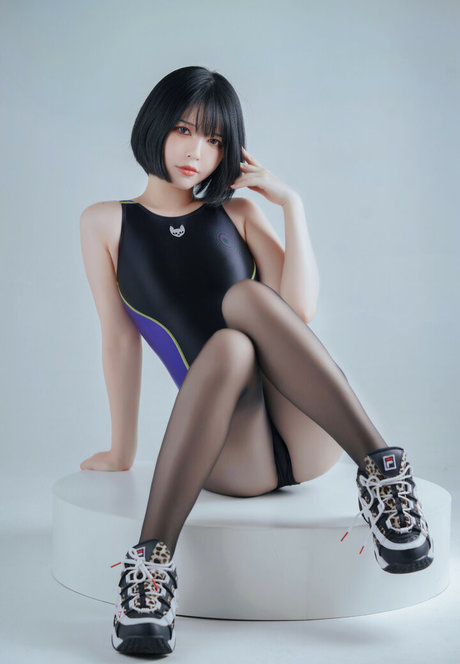 Banbanko セクシーモデル 画像