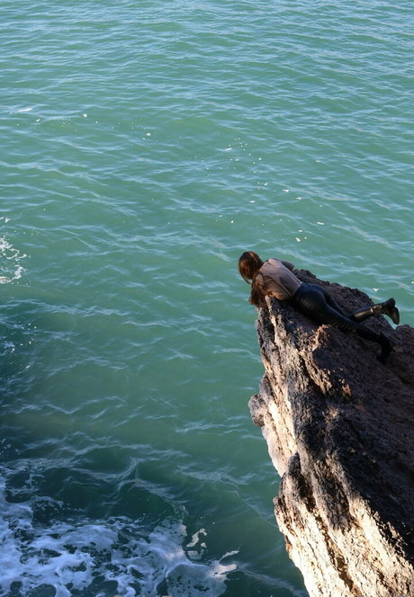 日本の女子高生OnlyFans セクシー裸 写真