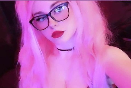 Alyatrosk ポルノモデル アーカイブ