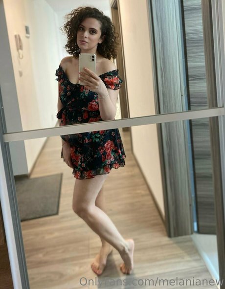 50歳以上のオンリーファンズ 美しいヌード 画像