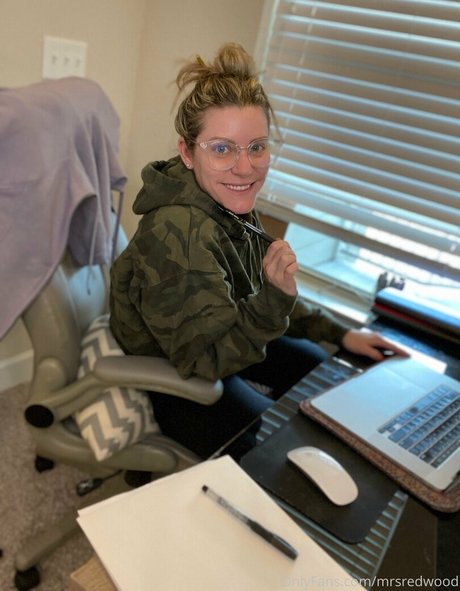 mrsredwood 独占ポルノスター 写真