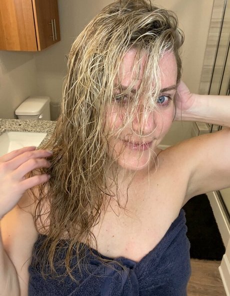 mrsredwood エロティックなモデル アーカイブ