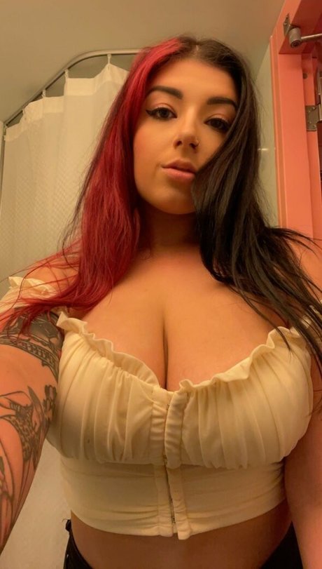 HotScoopSkylar スター xxx 画像