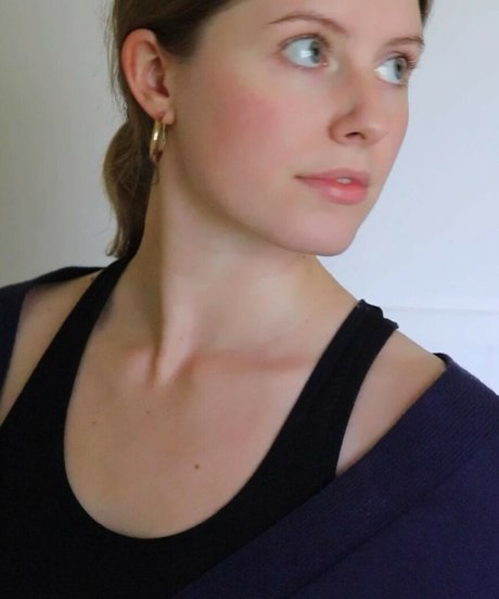 Ozley ASMR ポルノスター アート アーカイブ