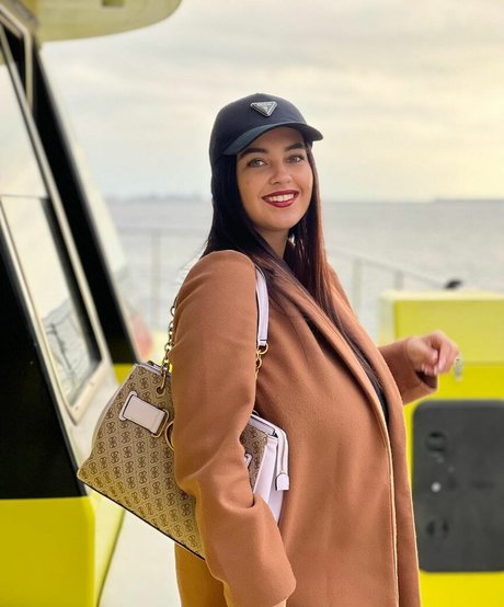 ゴスガールズオンリーファンズ アートポルノ 画像