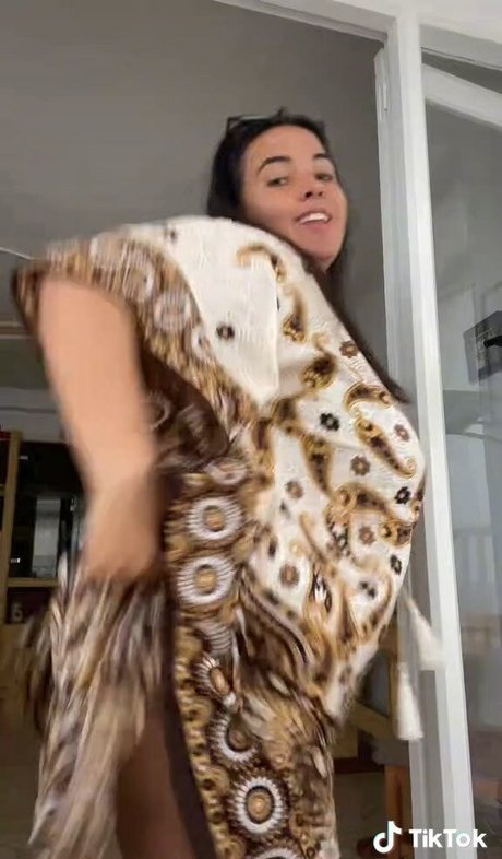 巨乳アナルOnlyFans エロ 画像