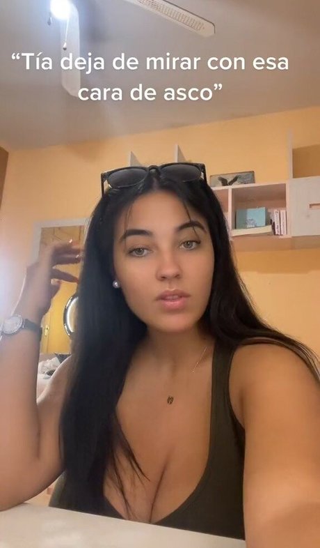 垂れ下がった熟女OnlyFans ポルノ ギャラリー