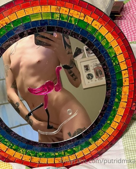 大学生のオンリーファンズ ポルノ 写真