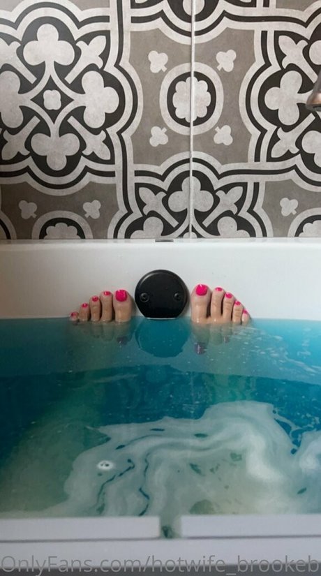 hotwife brookeblaze アート女優 写真