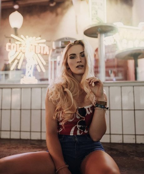 ワークアウト オンリーファンズ 無料ポルノ アーカイブ