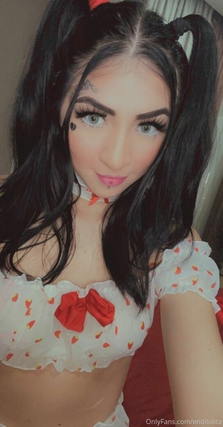 Endilolita スター 裸 画像