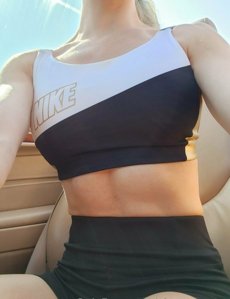 プールファックOnlyFans xxx 写真