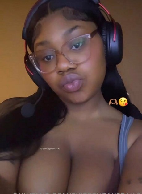 skiessneakpeak エロティックなポルノスター 画像