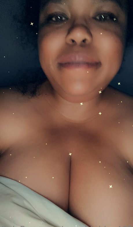naughtybbw462606 完璧なスター 写真