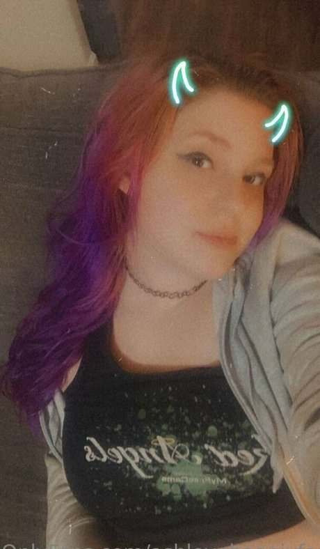 ashleyphoenixfans トップモデル 画像