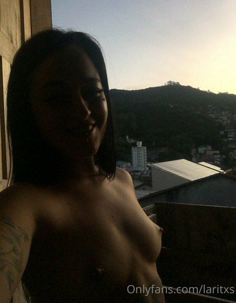 Larissa Silva Laritxs ポルノスター セクシー ギャラリー