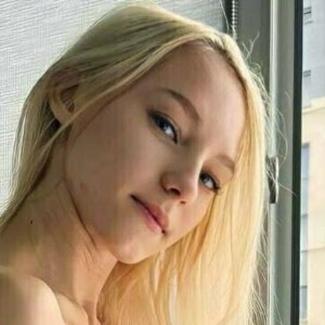 熟女の足オンリーファンズ アダルト無料 写真