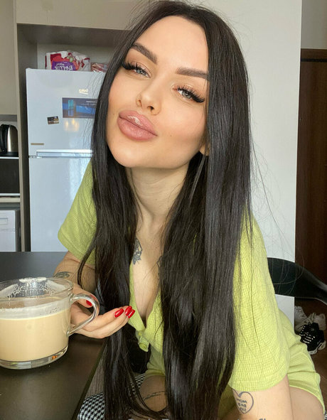 BBWキティOnlyFans 美しい 画像