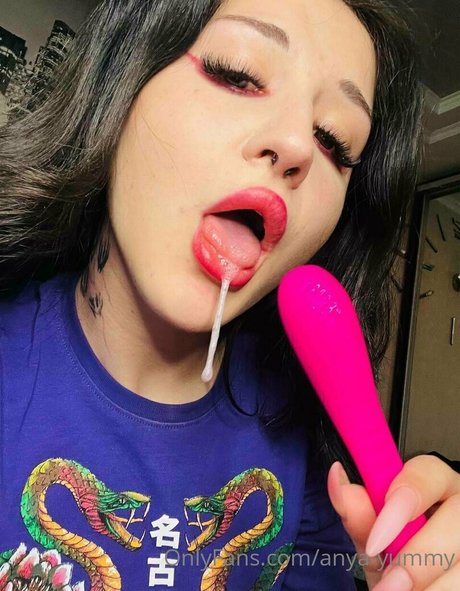 katsumi coe ポルノスター トップ 画像