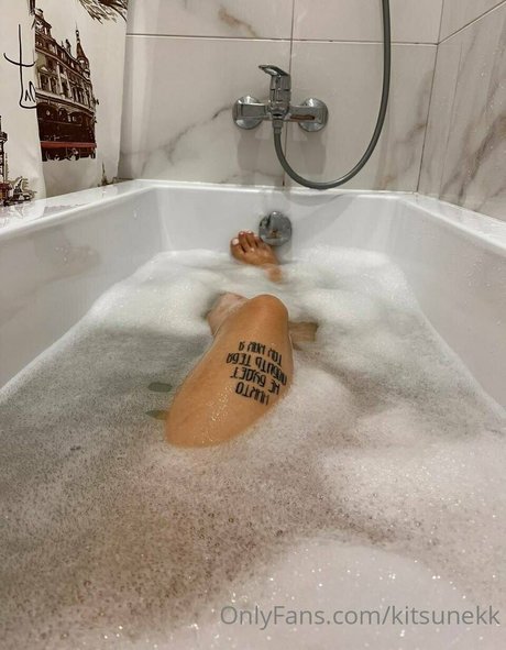 lustful modest ホットモデル 写真