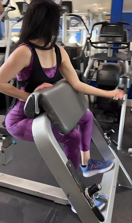 かわいいティーンのオンリーファンズ えろた 画像