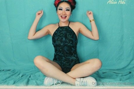 アナル舐めオンリーファンズ 美しい 写真