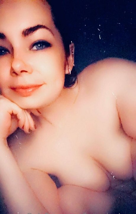 ラテン系ティーンオンリーファンズ 美しい裸 写真