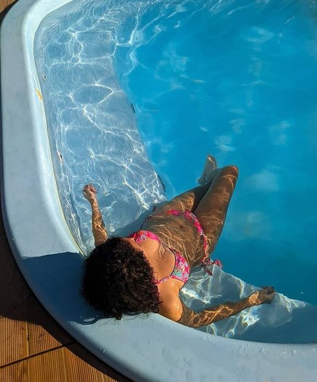 Sah Santtos_ ポルノスター アーカイブ