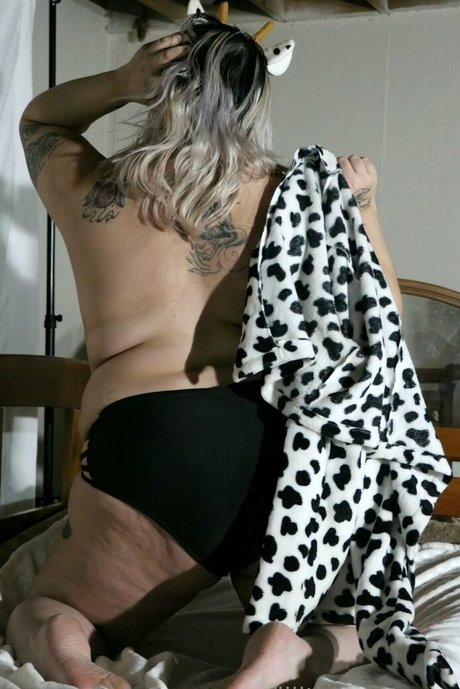 lilithheartvore セクシーモデル 写真