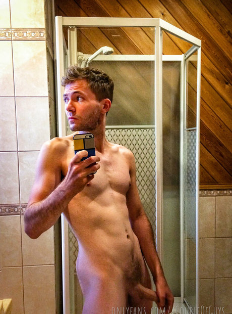 太った足のOnlyFans セクシー 写真