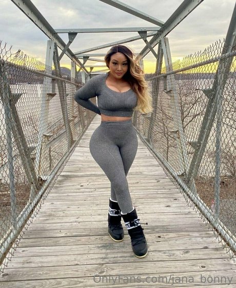 ゲイビデオ OnlyFans 無料エロ 写真