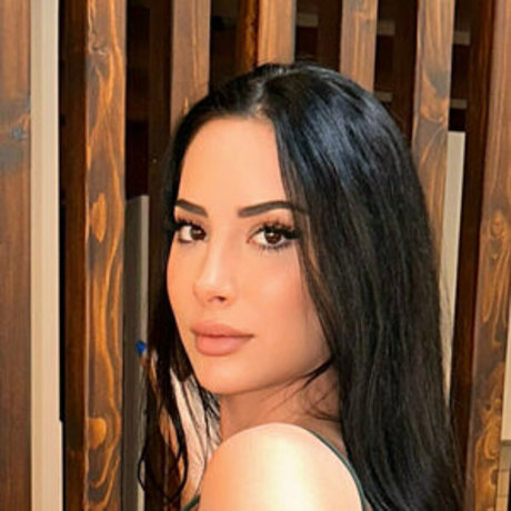 freetrialaccounts 美しいポルノスター 画像