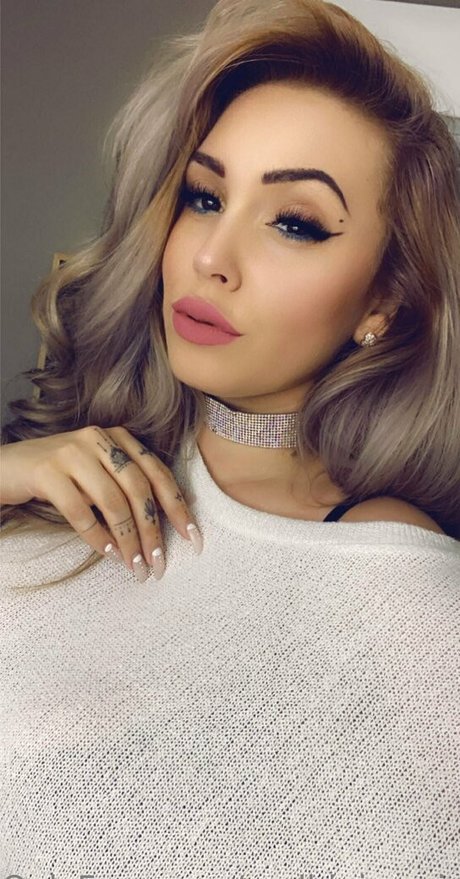 手コキ 主観視点 オンリーファンズ アートポルノ 画像