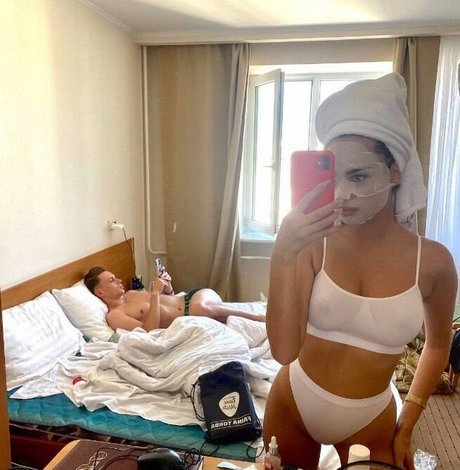 Vlada Soloviova ポルノスター エロティック 画像