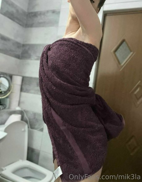 小人ヌードオンリーファンズ セックス 写真