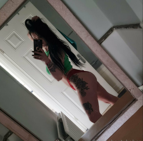 bigassbootybabez ポルノ女優 写真