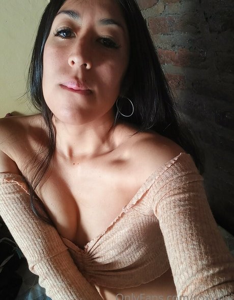 roxxxiiii ポルノスター HD 写真