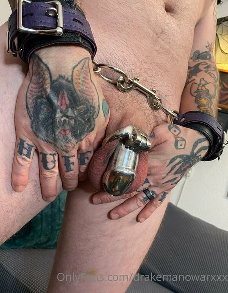 drakemanowarxxx ポルノモデル 写真