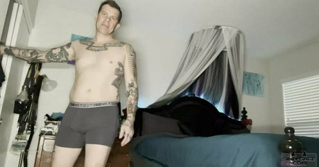 drakemanowarxxx ヌードモデル 写真