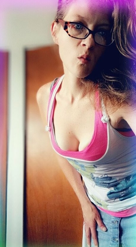 blueeyednerd71free 女優 写真