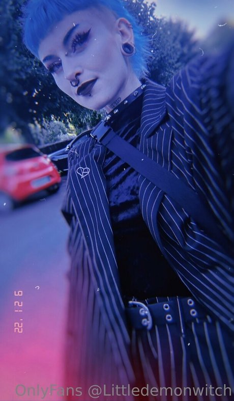 littledemonwitchfree ホットなスター ギャラリー