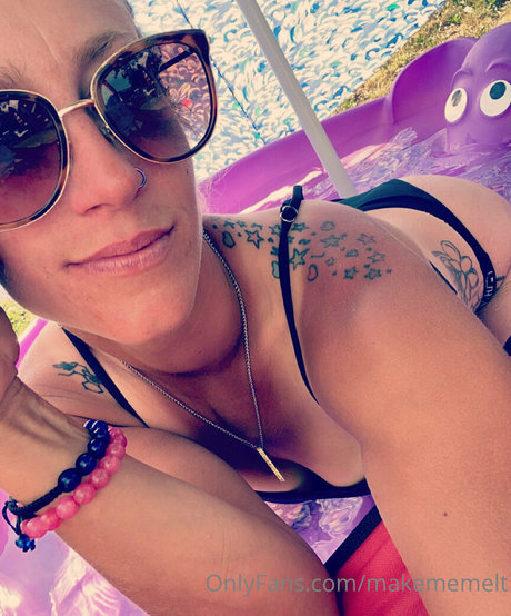 makememelt ポルノスター アダルト 写真