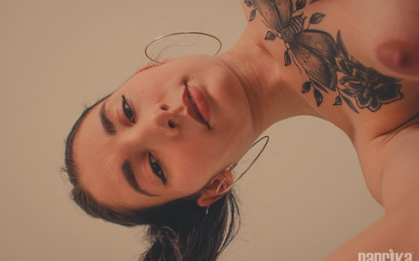 ラバーオンリーファン トップ 写真