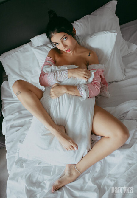 トゥインクスオンリーファンズ 無料エロ 写真