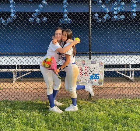 裸の熟女オンリーファンズ 可愛い 画像