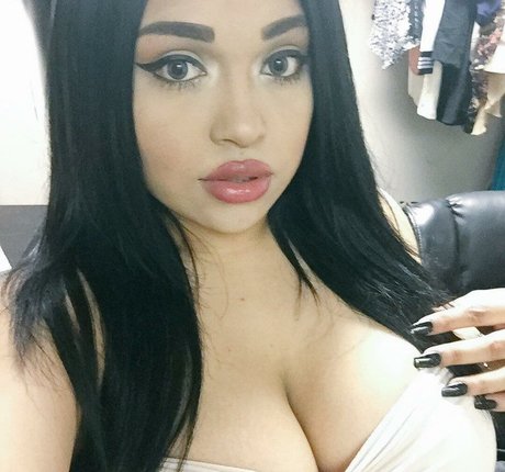 wachamarie ホットなポルノスター ギャラリー