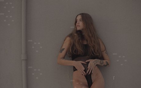 アマチュアヌードオンリーファンズ 可愛い 写真